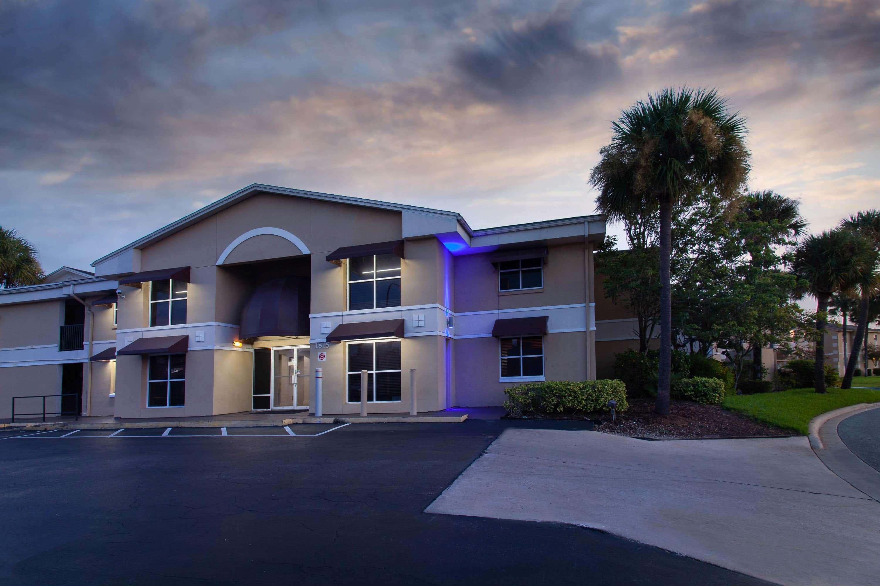 Super 8 By Wyndham Kissimmee Motel Luaran gambar