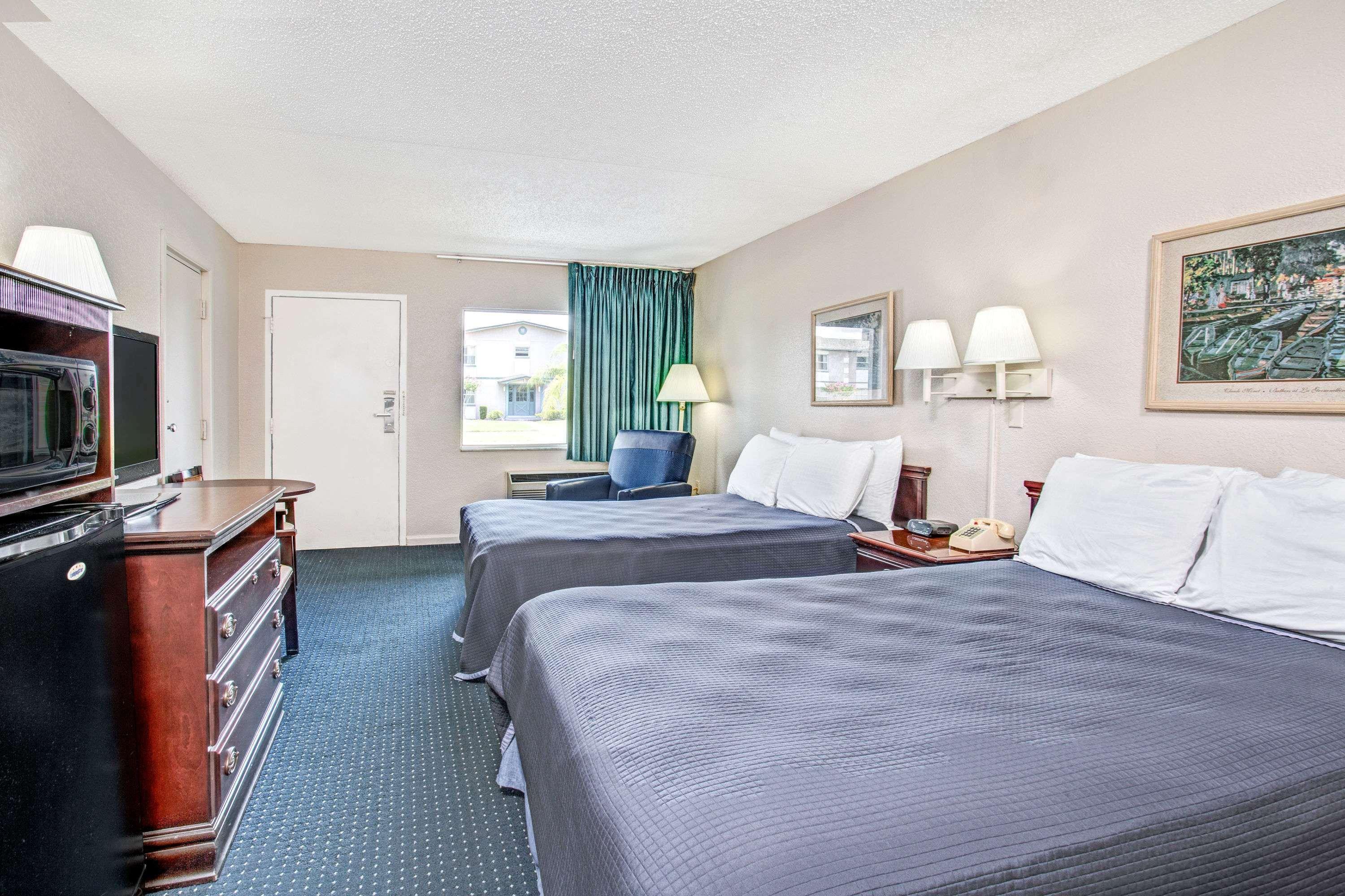 Super 8 By Wyndham Kissimmee Motel Luaran gambar