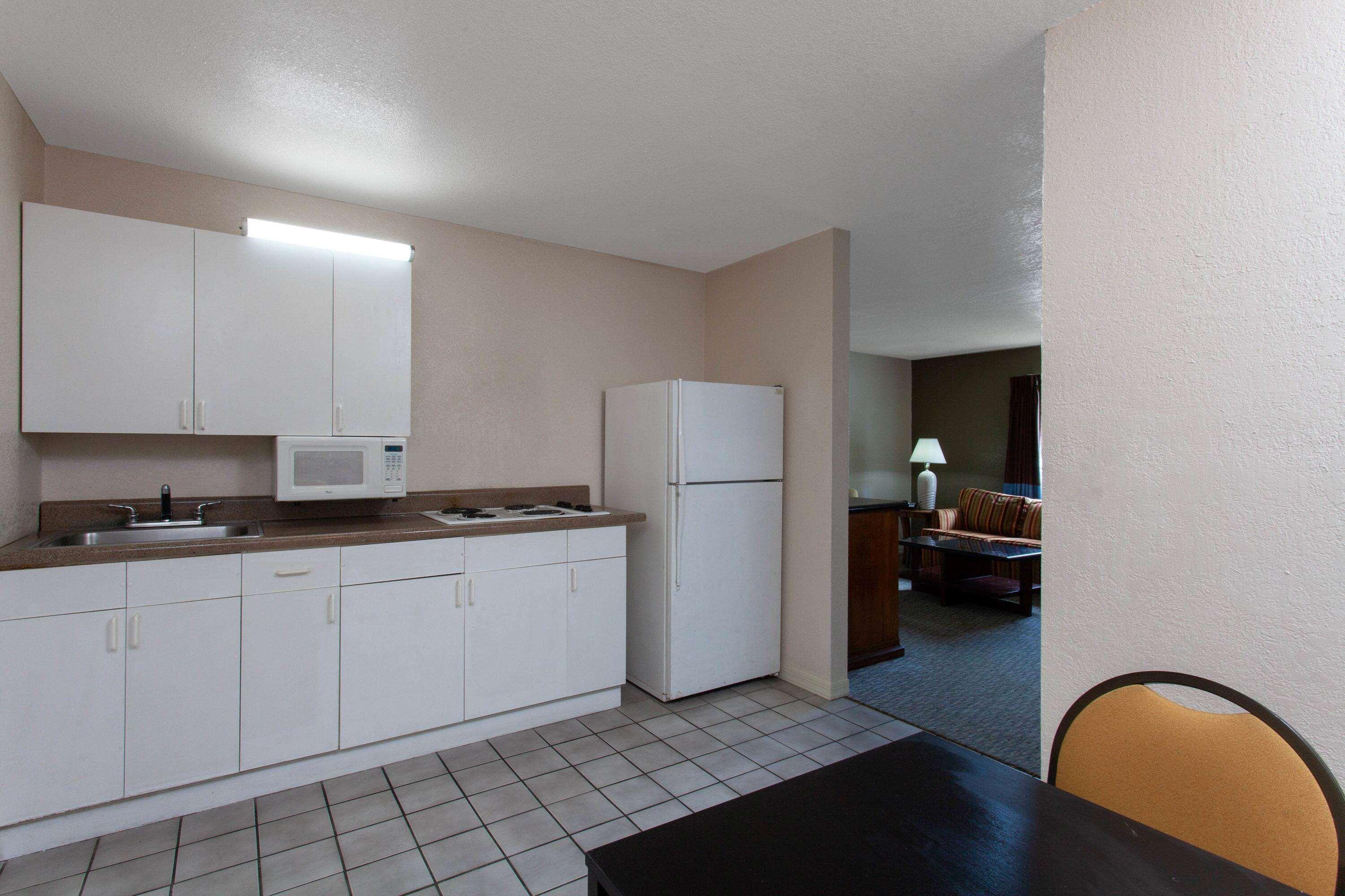 Super 8 By Wyndham Kissimmee Motel Luaran gambar