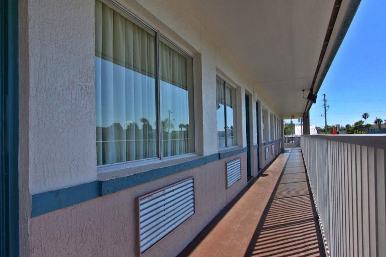 Super 8 By Wyndham Kissimmee Motel Luaran gambar
