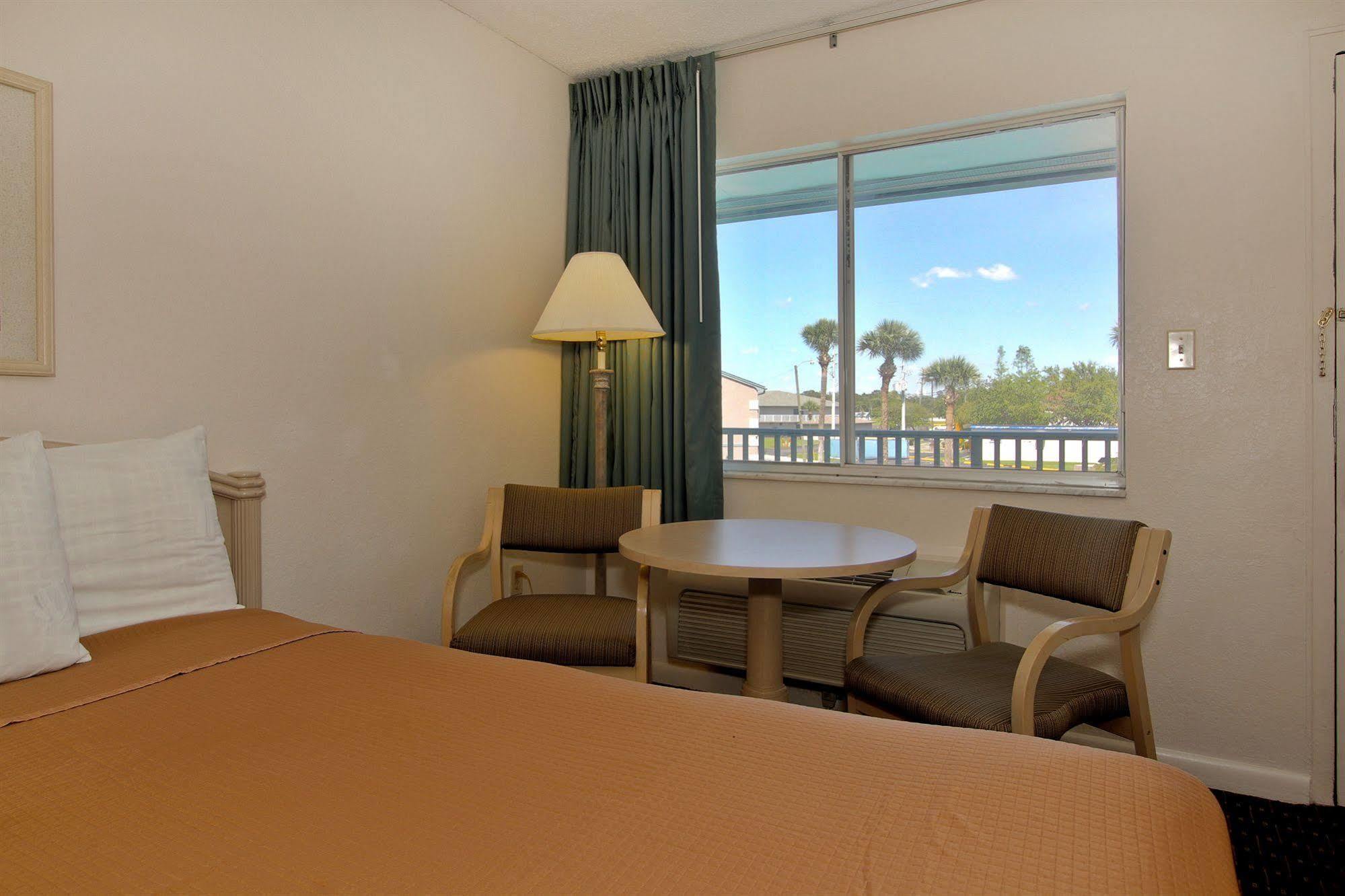 Super 8 By Wyndham Kissimmee Motel Luaran gambar