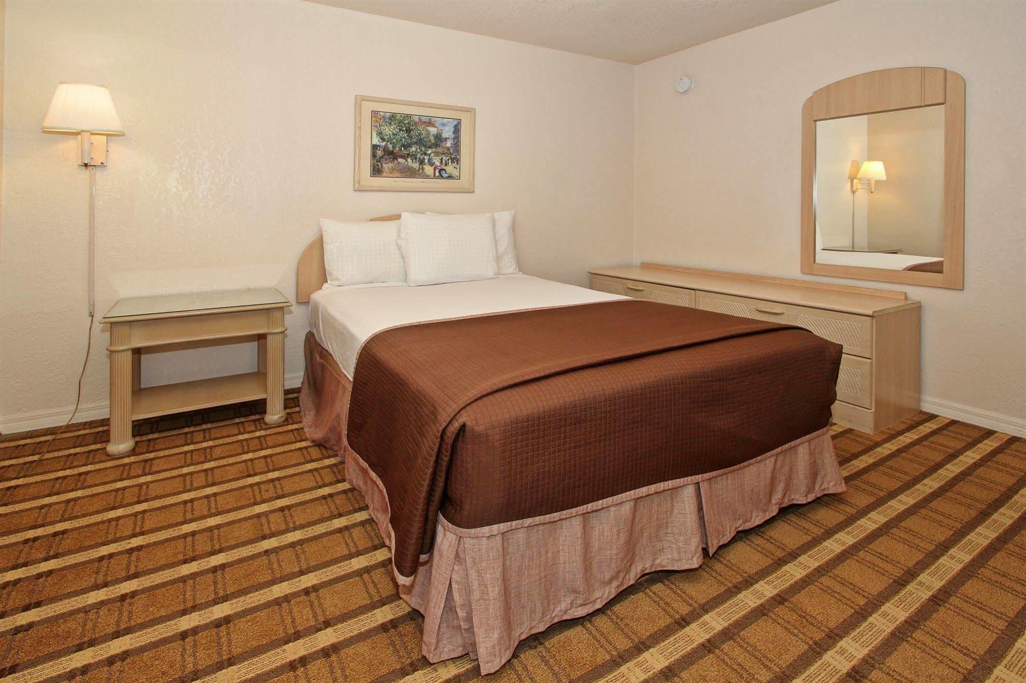 Super 8 By Wyndham Kissimmee Motel Luaran gambar